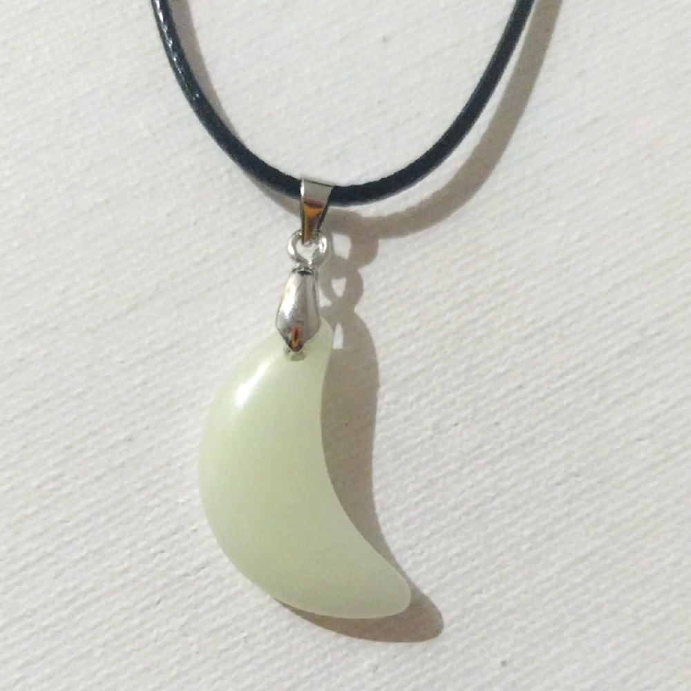 Elegant Cream Crescent Pendant Necklace